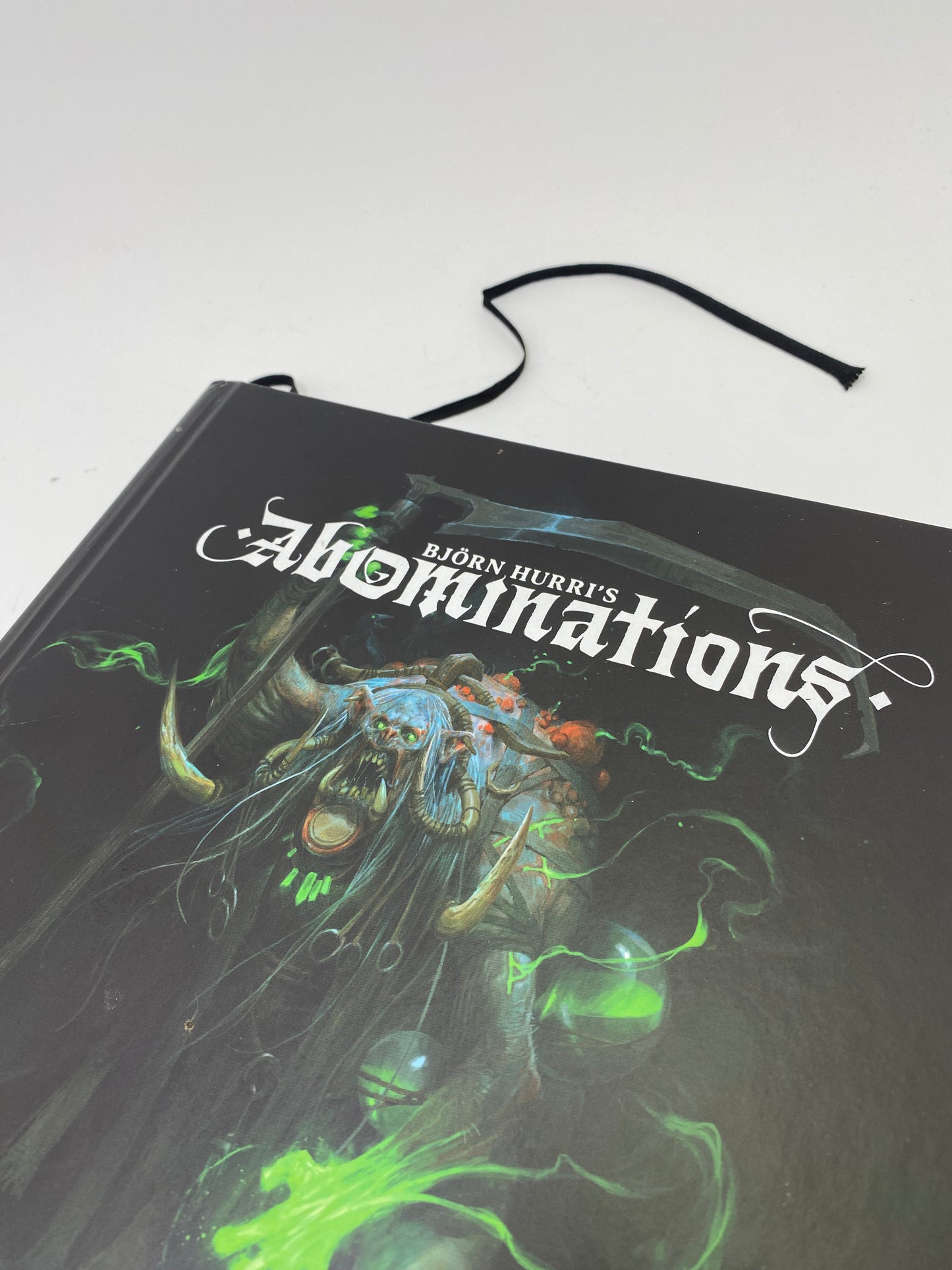 Abominations - Meno knyga