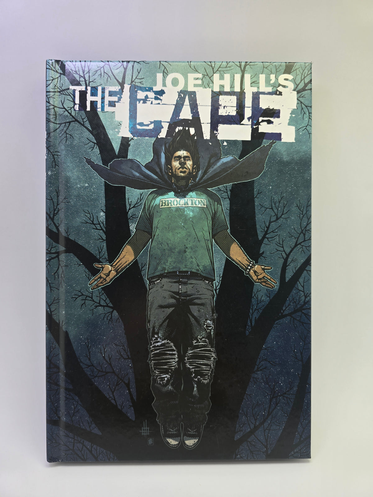 Joe Hills The Cape IDW grafine novele anglu kalba