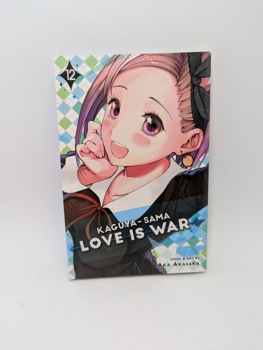 Kaguya-sama Love is War 12 tomas manga anglų kalba su Valentino dienos tema