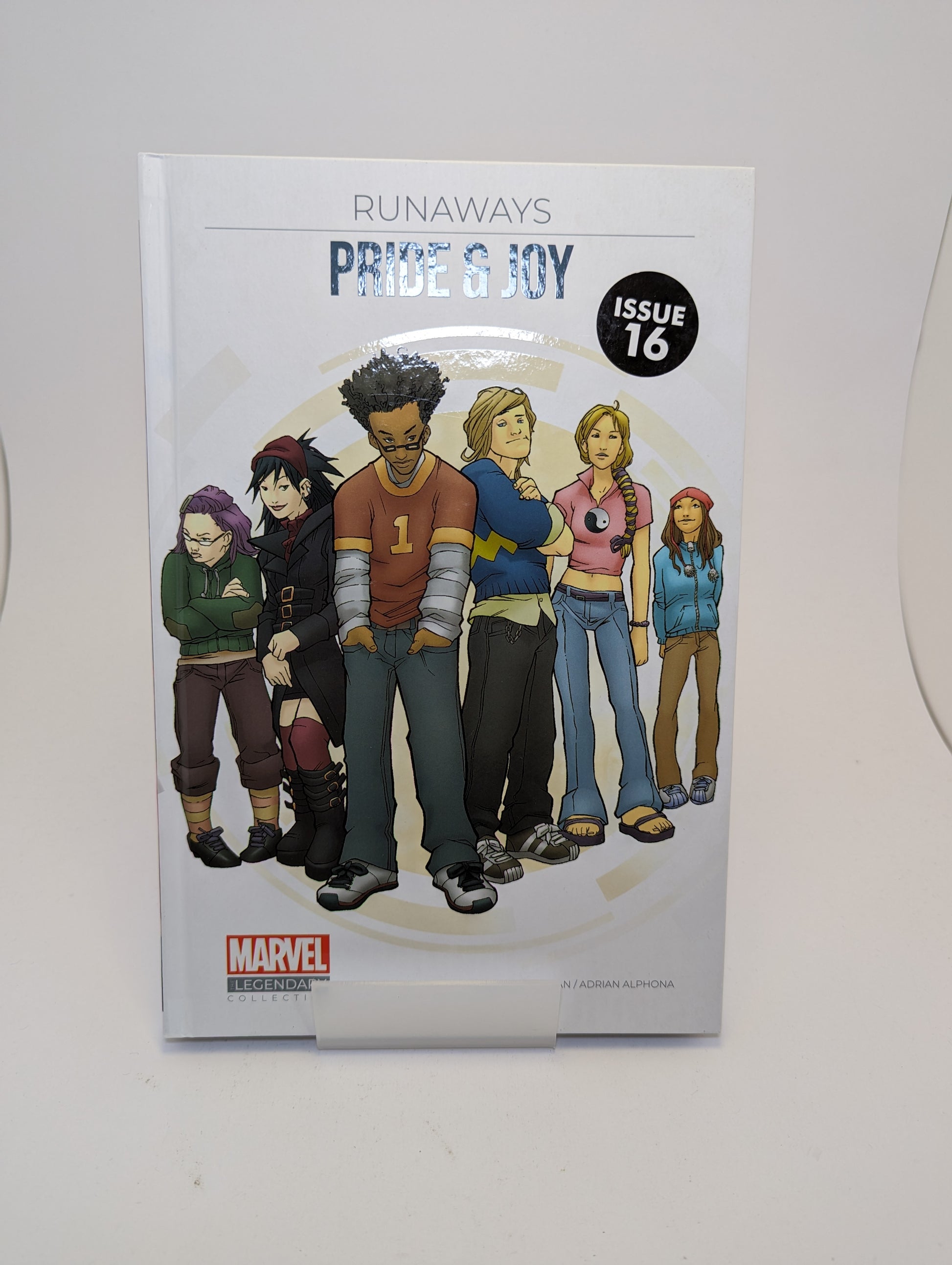 MARVEL-Runaways-Pride-and-Joy-Grafine-novele-anglu-kalba