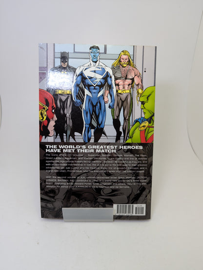 JLA, Volume 2 - Graphic Novel (English)