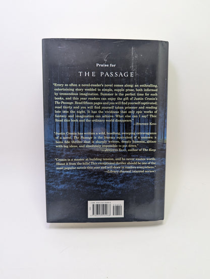 The Passage - Book (English)