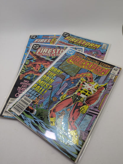 The Fury of Firestorm #9, 11, 31, 56 – Komiksai (anglų kalba)