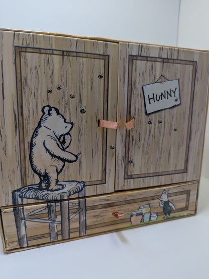 Winnie the Pooh Classic Story Cupboard - 20 book set (English)