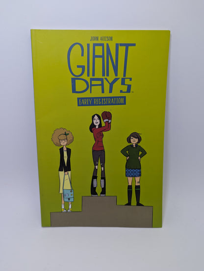 Giant Days: Early Registration – Graphic Novel (English)