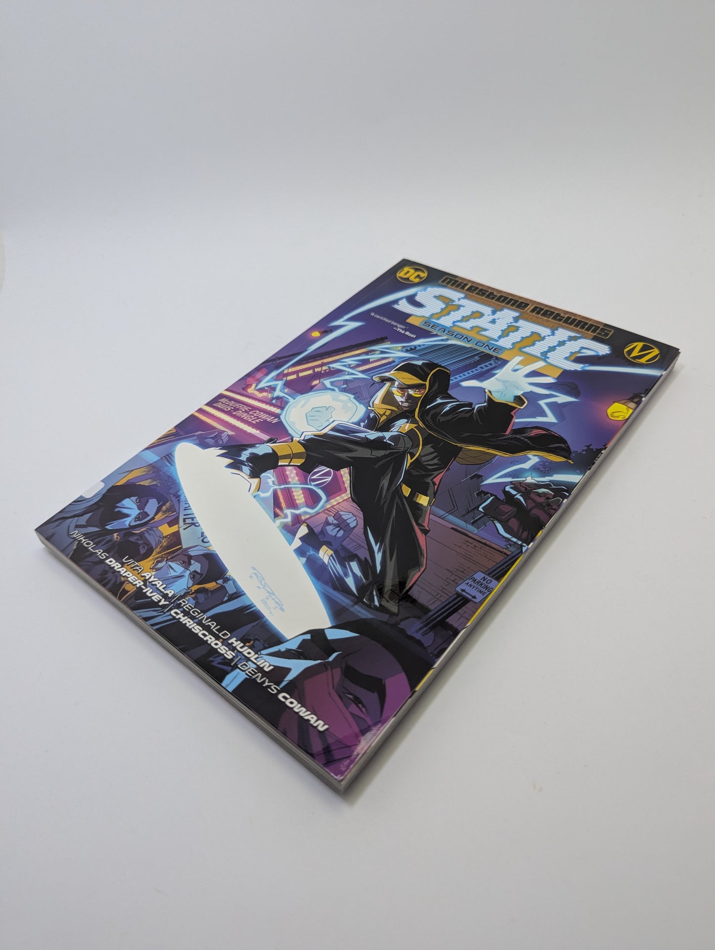 Static: Season One – Grafinė novelė (anglų kalba)
