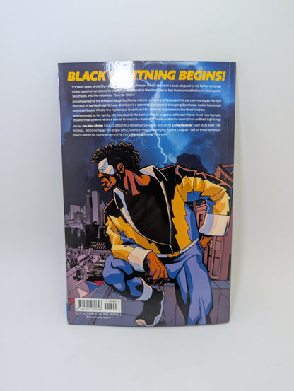 Black Lightning: Year One – Grafinė novelė (anglų kalba)