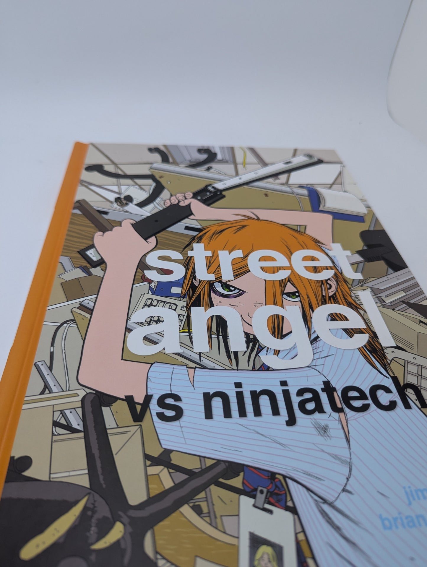 Street Angel vs Ninjatech – Grafinė novelė (anglų kalba)