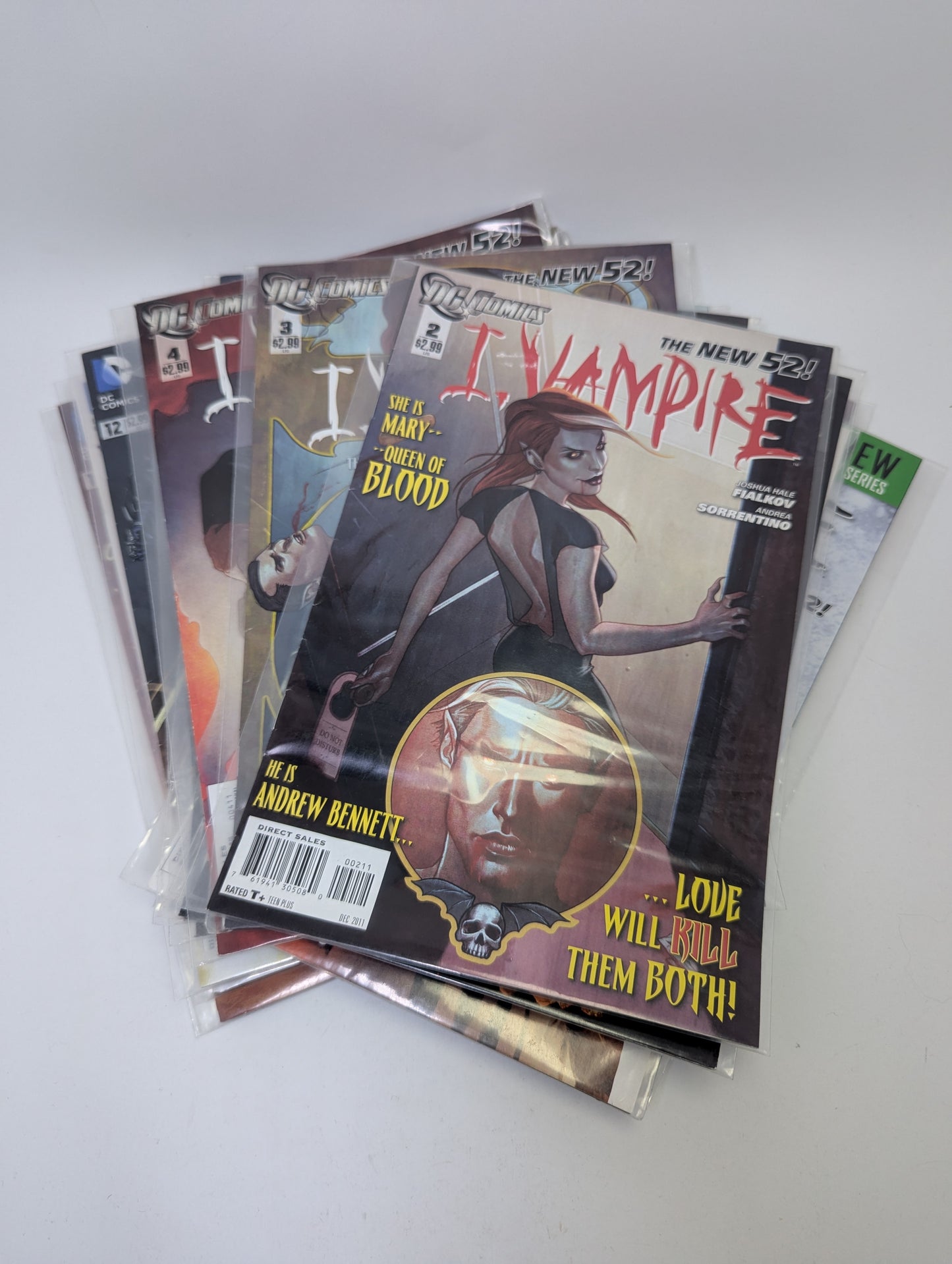 I, Vampire #0–19 (2011) – Komiksų rinkinys (anglų kalba)