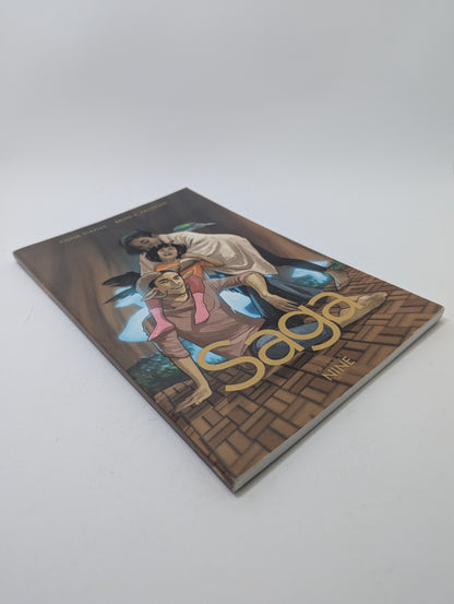 Saga, Vol. 9 - Grafinė novelė