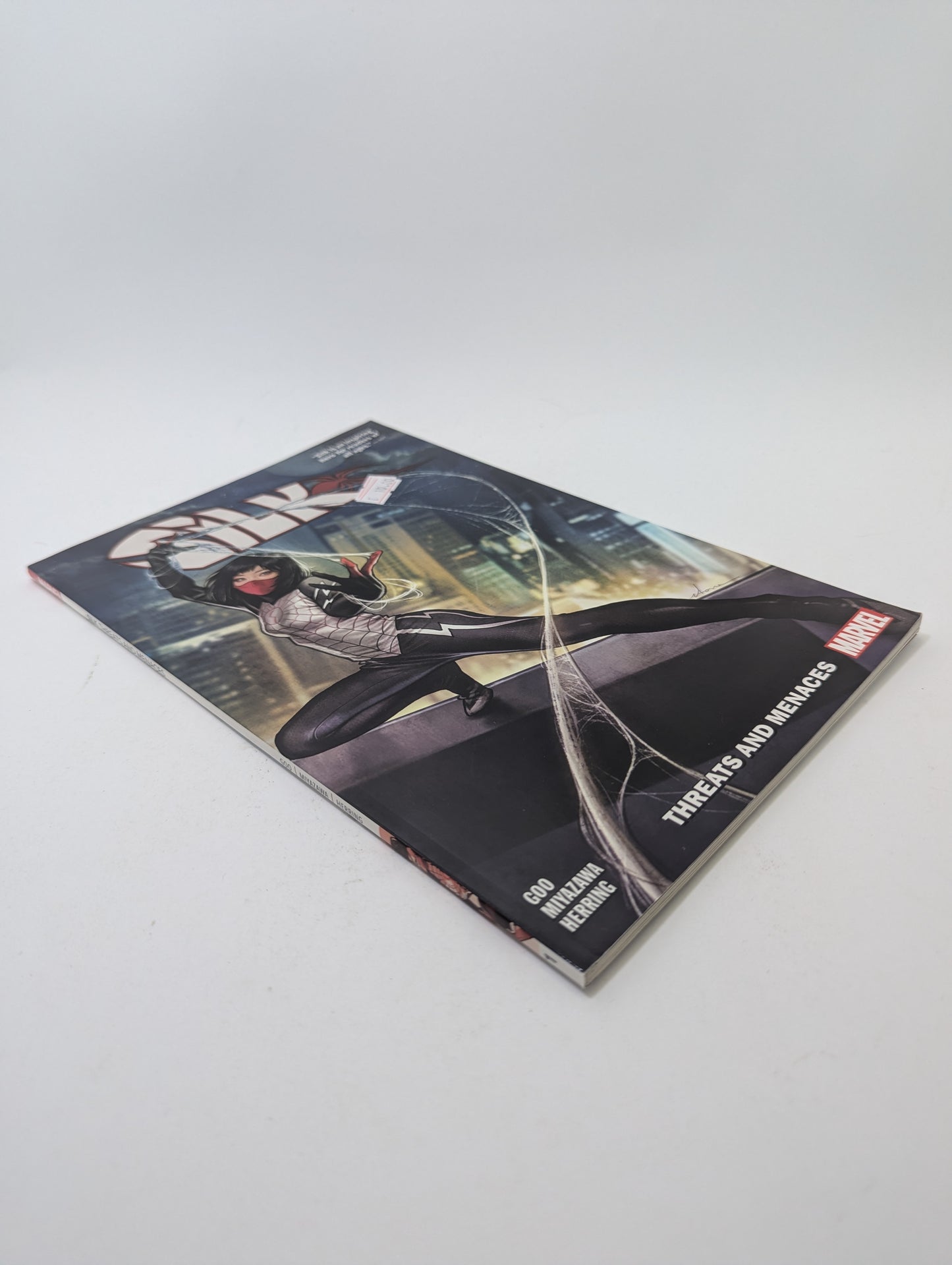 Silk: Treats and Menaces - Grafinė novelė