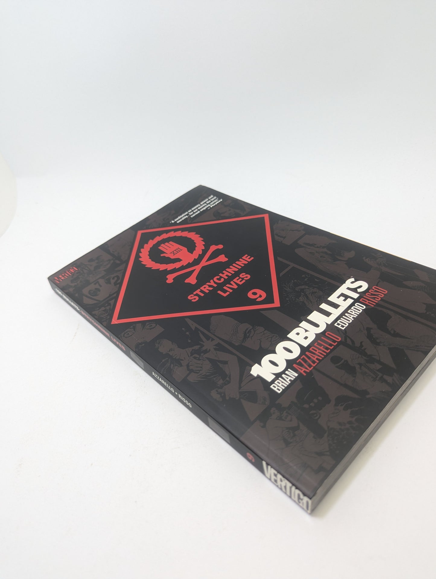 100 Bullets: Strychnine Lives - Grafinė novelė