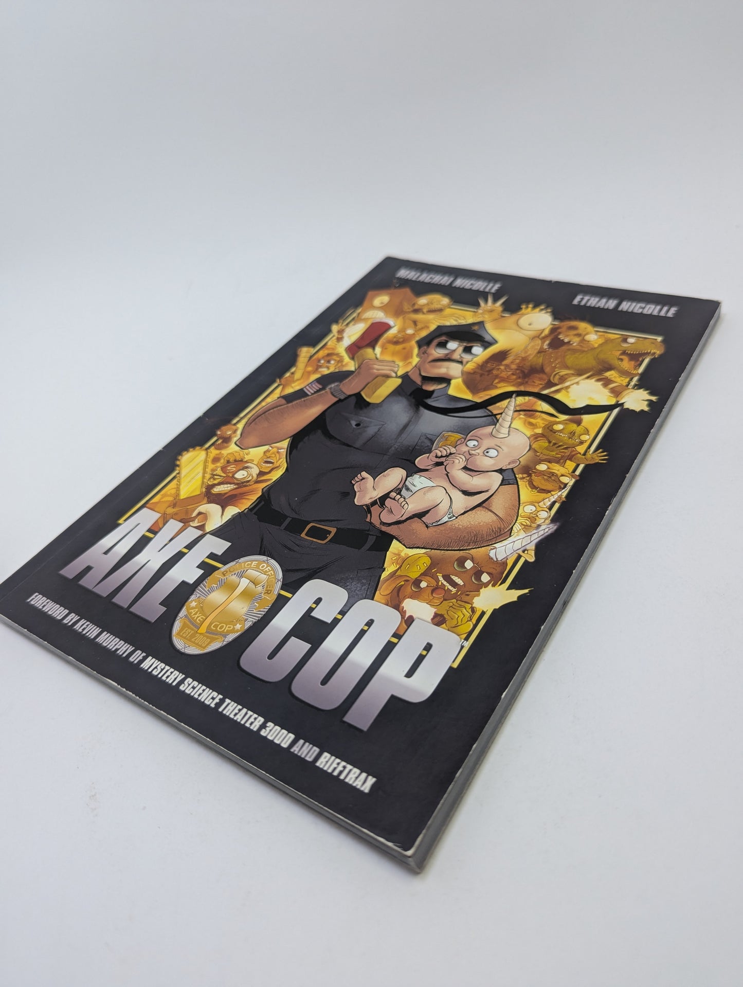 Axe Cop, Vol. 1 - Grafinė novelė