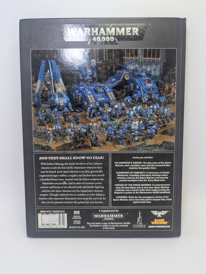 Codex Adeptus Astartes: Space Marines - Knyga