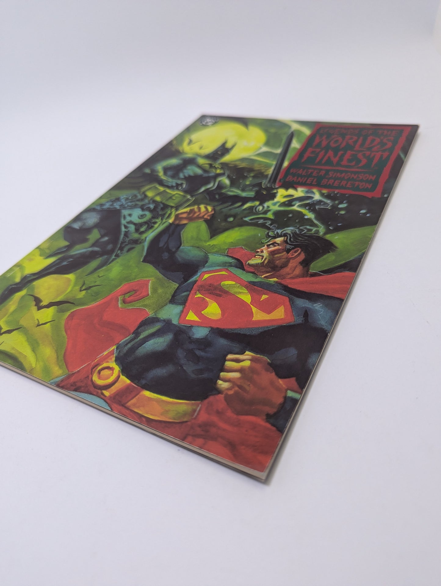 Legends of the World's Finest, Book 3 - Grafinė Novelė