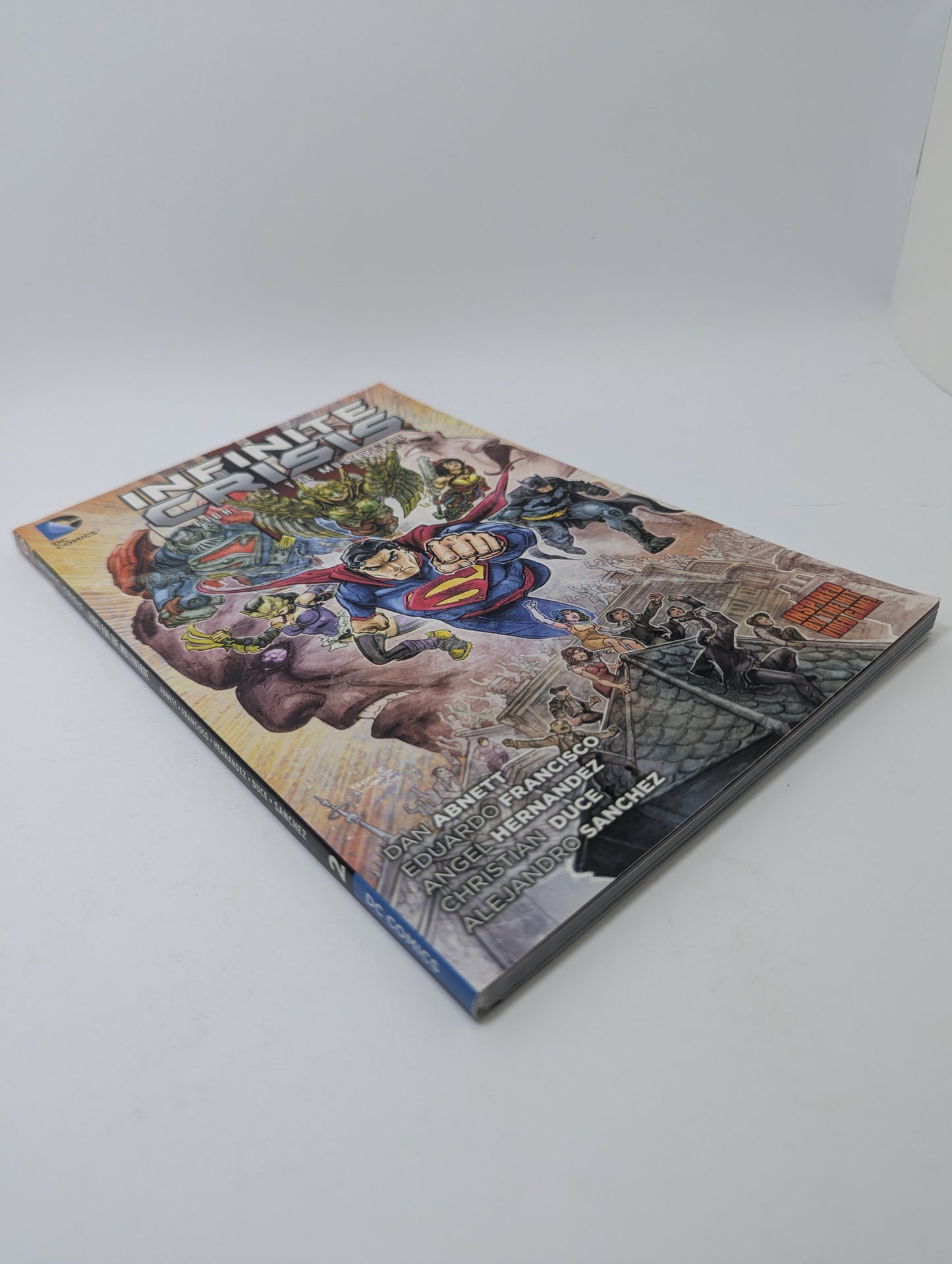 Infinite Crisis: Fight for the Multiverse, Vol. 2 - Grafinė Novelė