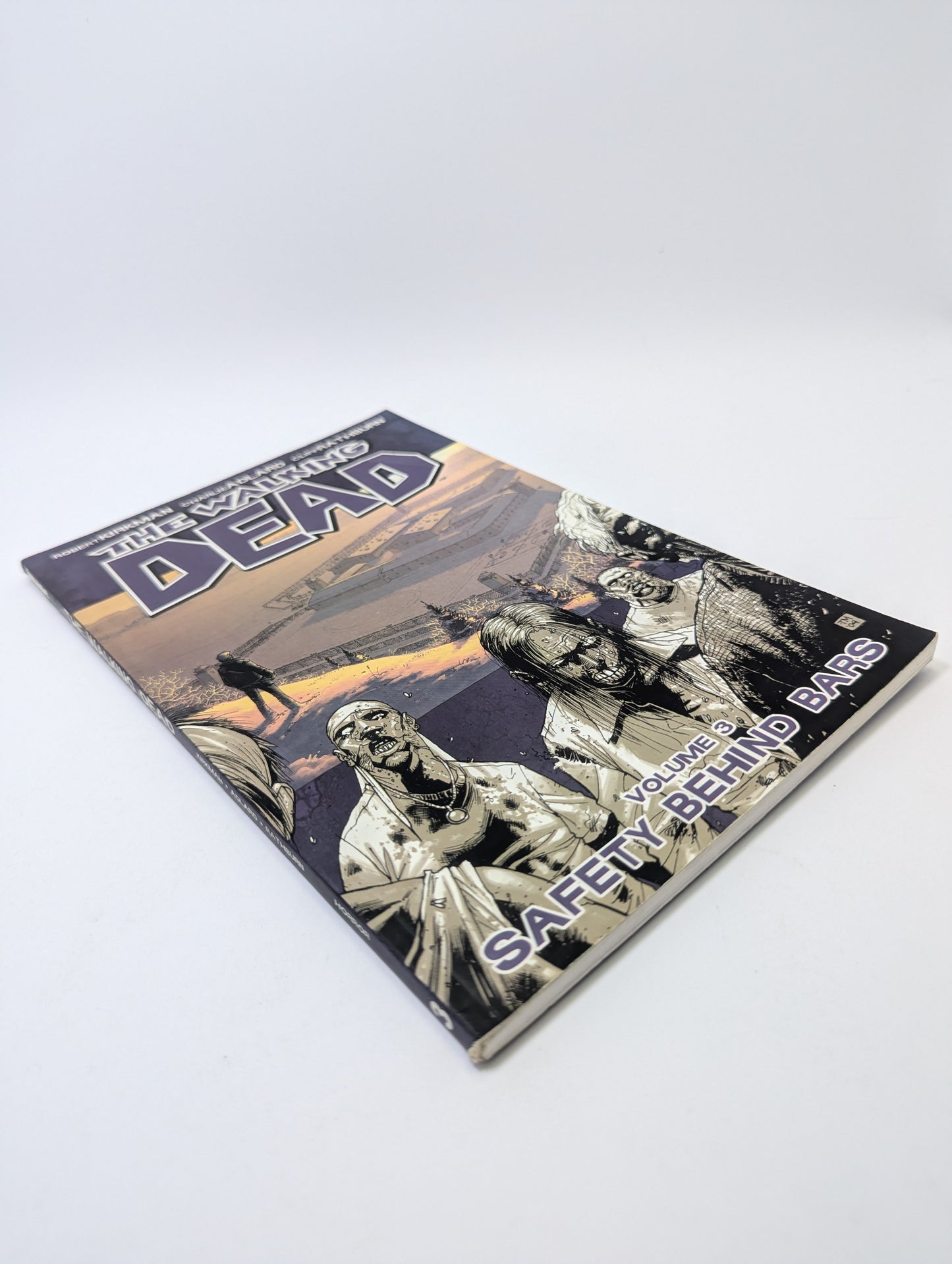 The Walking Dead, Vol. 3: Safety Behind Bars - Grafinė Novelė