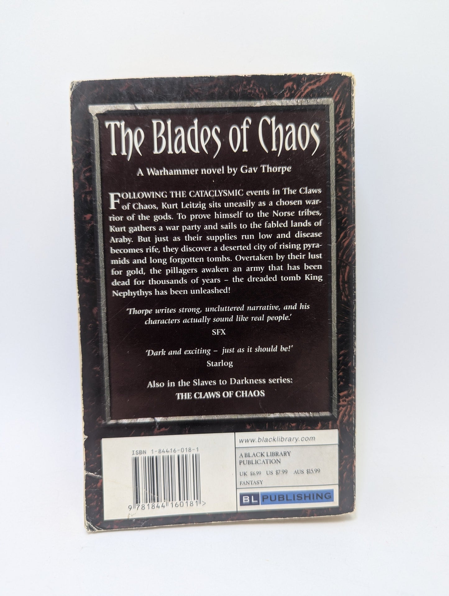 The Blades of Chaos: No. 2 (Slaves to Darkness Trilogy) – Warhammer TreasureHunt