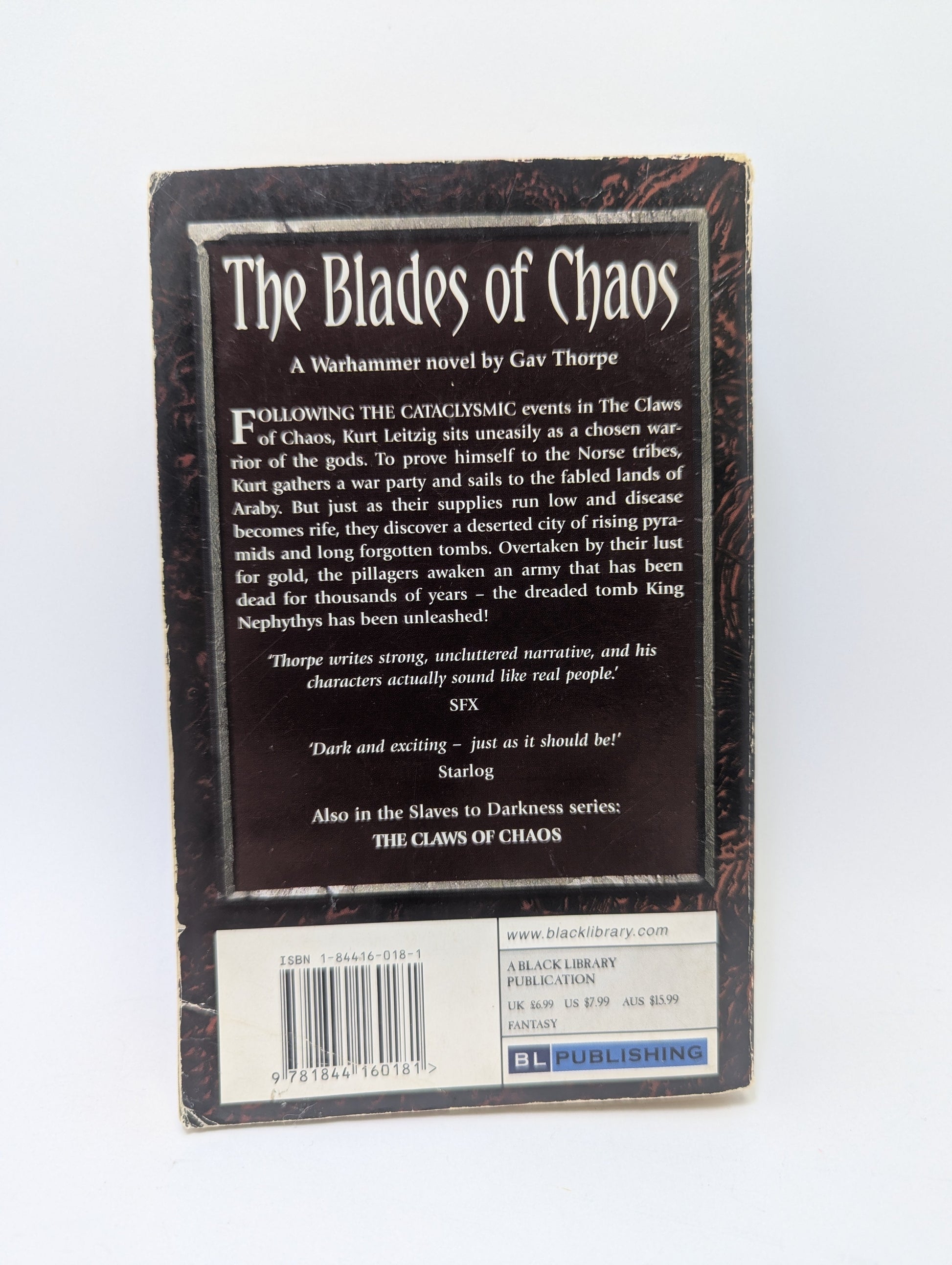 The Blades of Chaos: No. 2 (Slaves to Darkness Trilogy) – Warhammer TreasureHunt