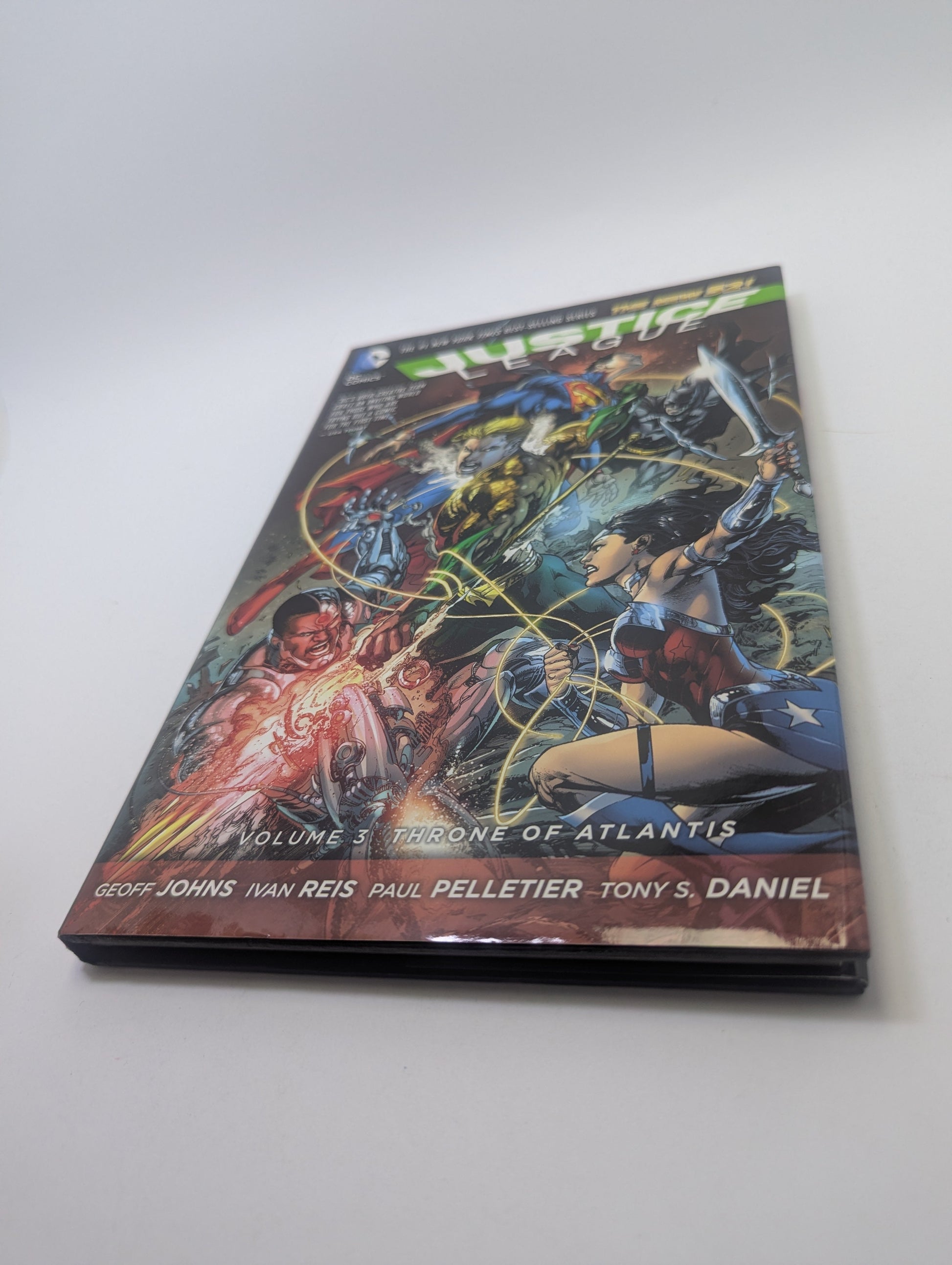 Justice League: Throne of Atlantis, Vol. 3 - Grafinė novelė TreasureHunt