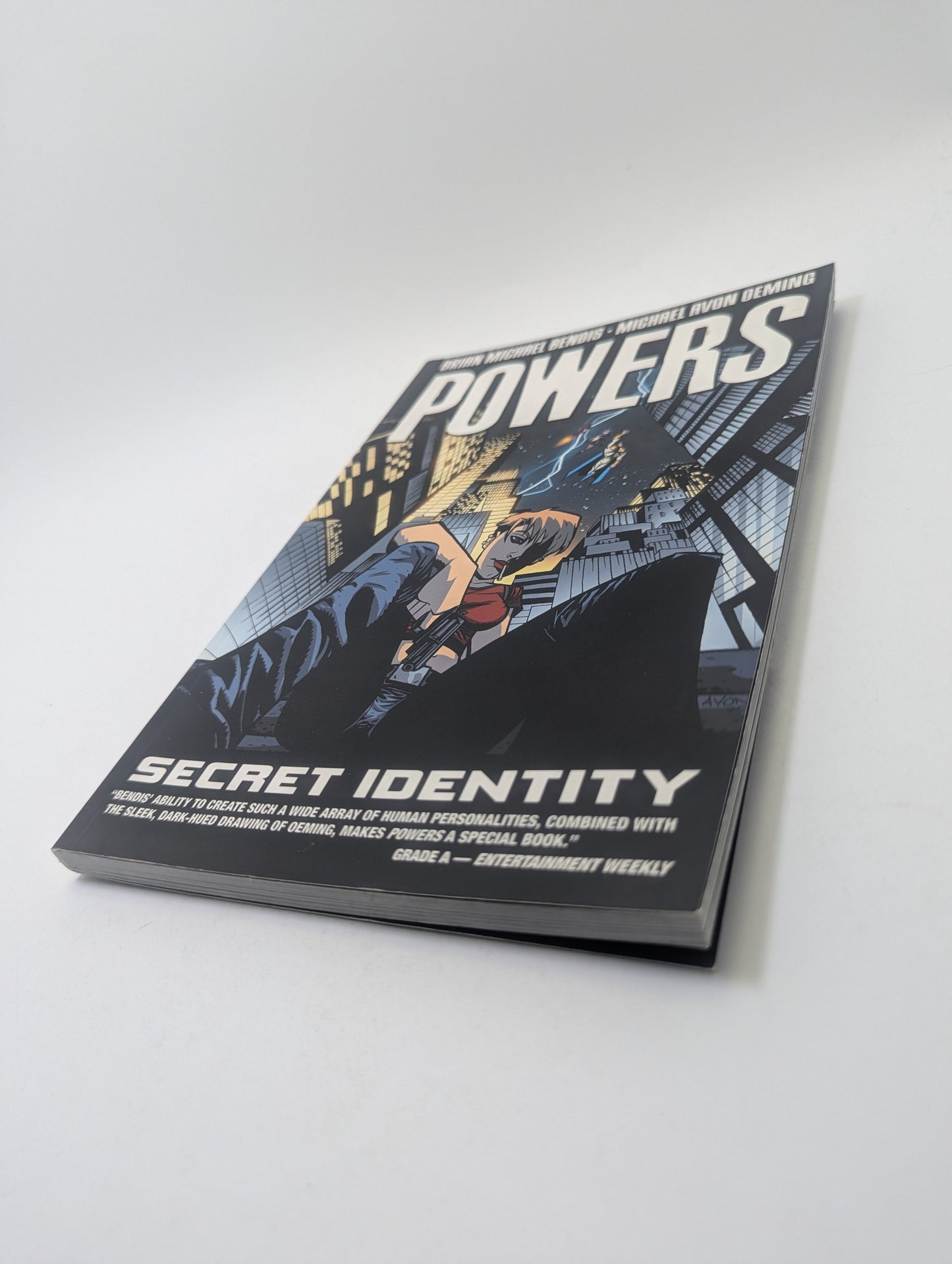 Powers: Secret Identity, Vol. 11 - Grafinė novelė TreasureHunt