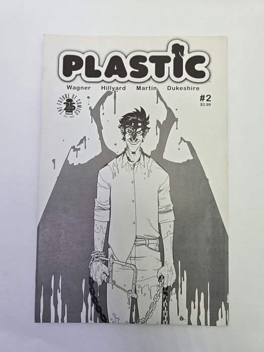 Plastic #2 Image Comics komikso viršelis su juodai baltu personažo piešiniu
