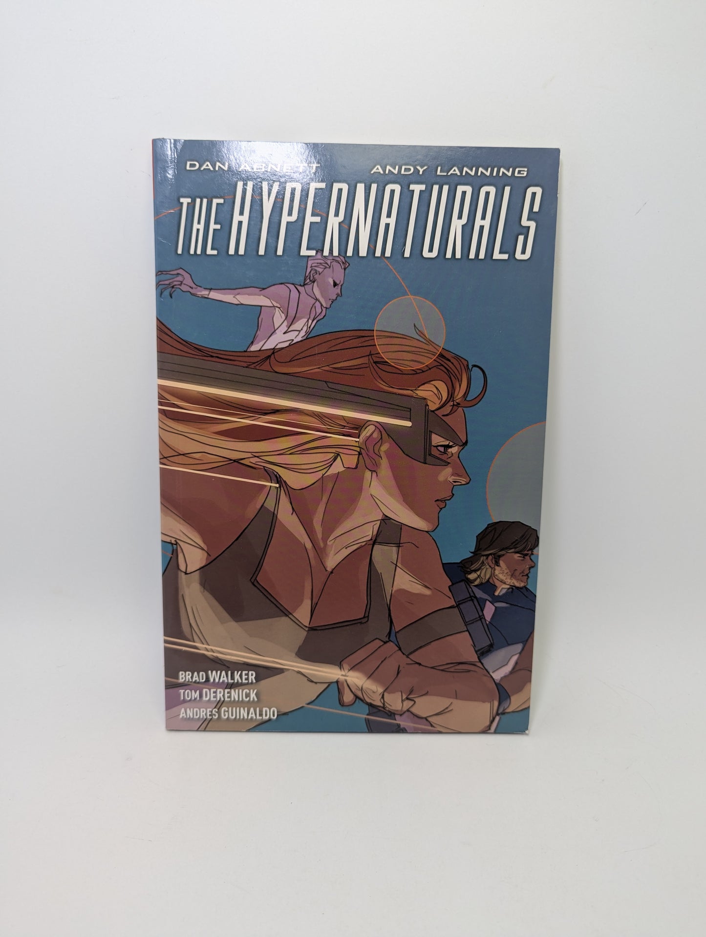 „The Hypernaturals, Vol. 1“ – grafinė novelė anglų kalba