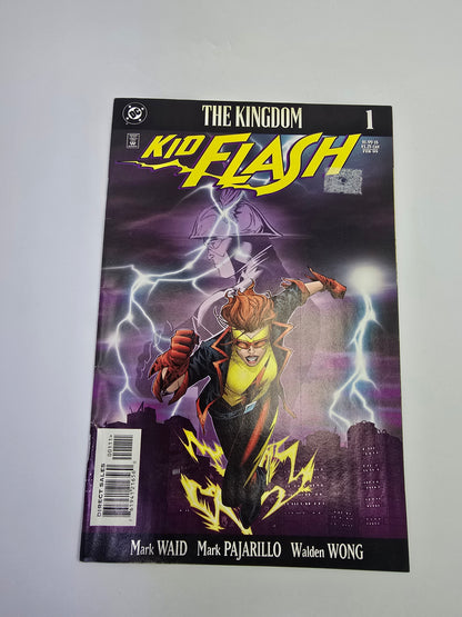 The Kingdom Kid Flash #1 DC Comics komikso viršelis su bėgančiu Kid Flash   
