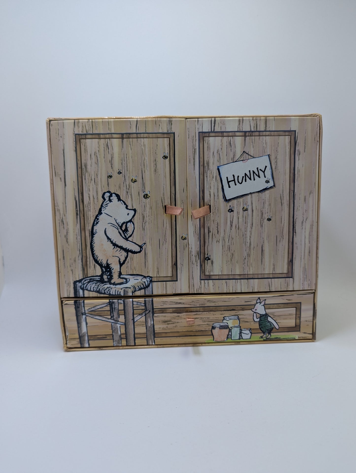  „Winnie the Pooh Classic Story Cupboard“ - 20 knygų rinkinys anglų kalba