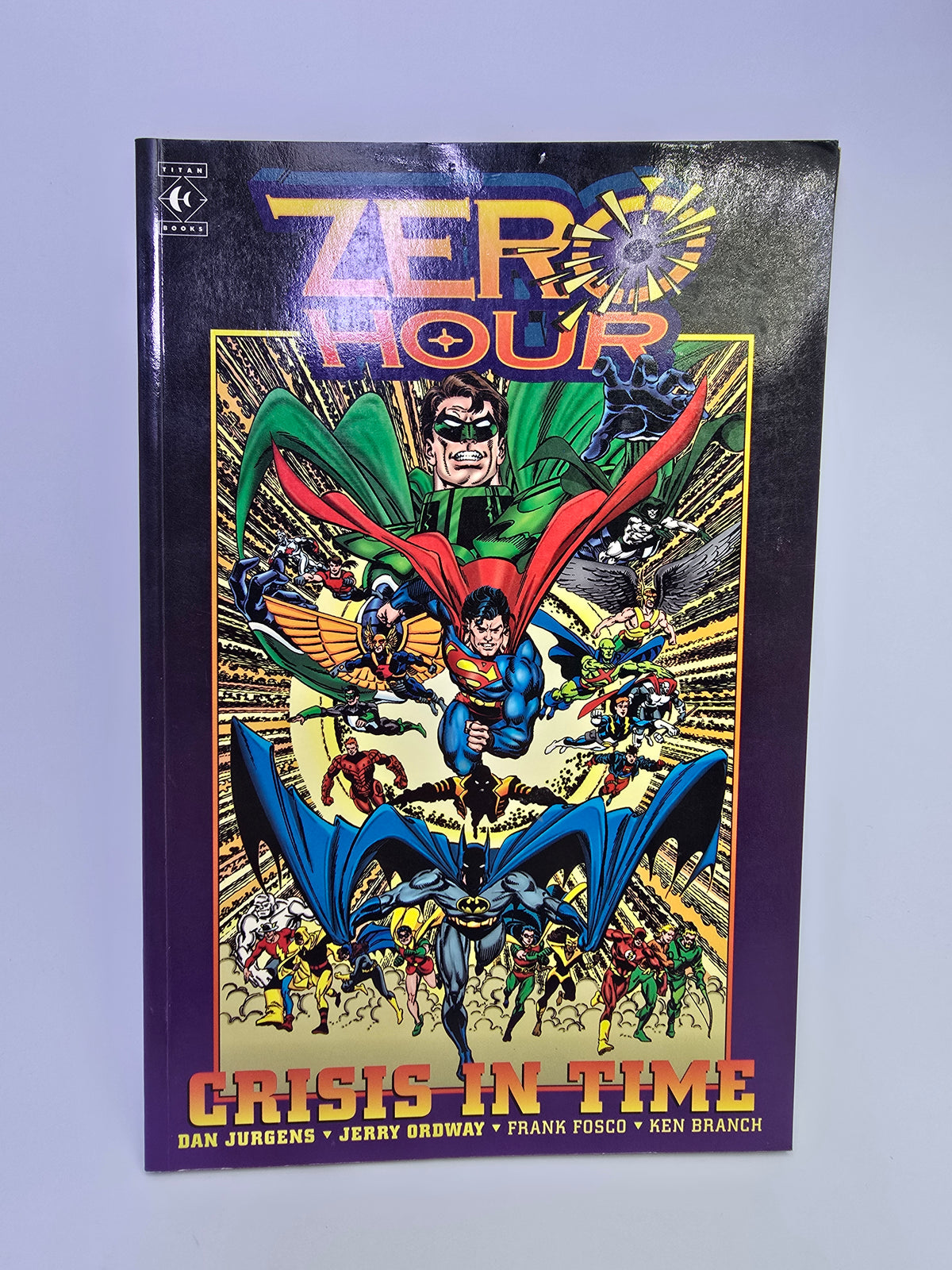 Zero Hour Crisis in Time DC Comics grafinės novelės viršelis su superherojais   