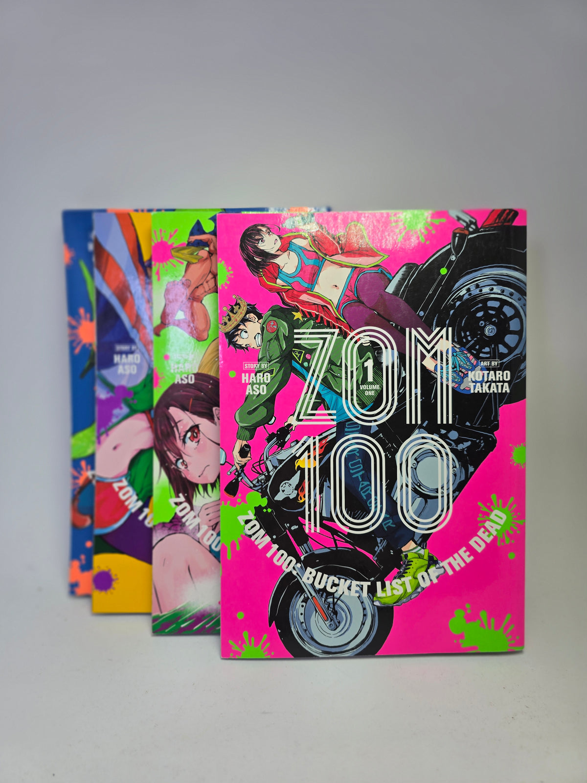Zom 100 1-4 tomu manga rinkinys anglu kalba