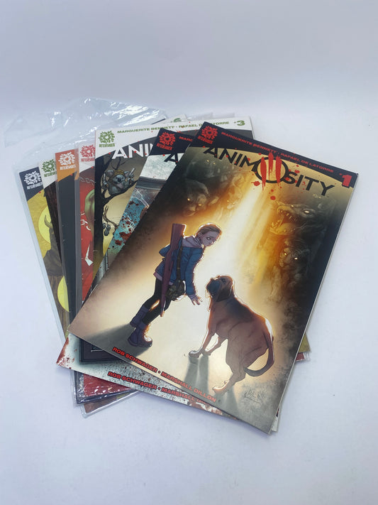  Animosity #1–7 – postapokaliptinės fantastikos komiksų serija apie sąmoningus gyvūnus, anglų kalba