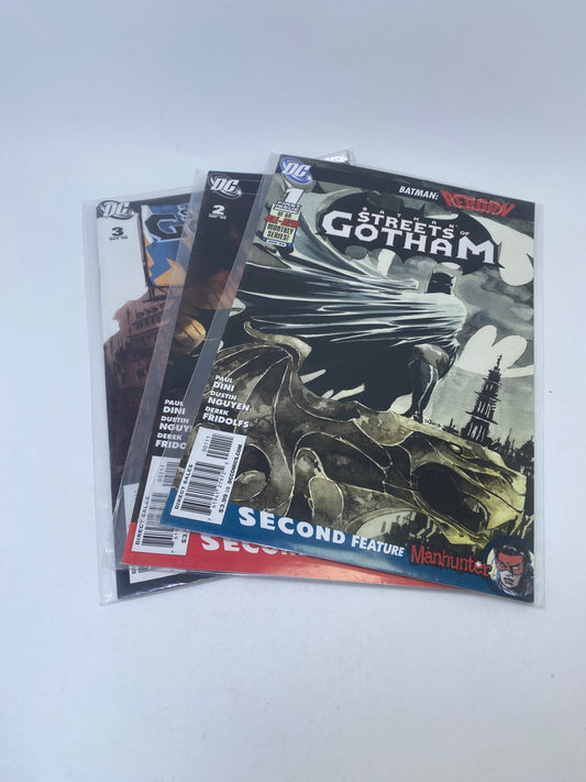  Batman: Streets of Gotham #1–3 – tamsaus tono Betmeno komiksų rinkinys, anglų kalba