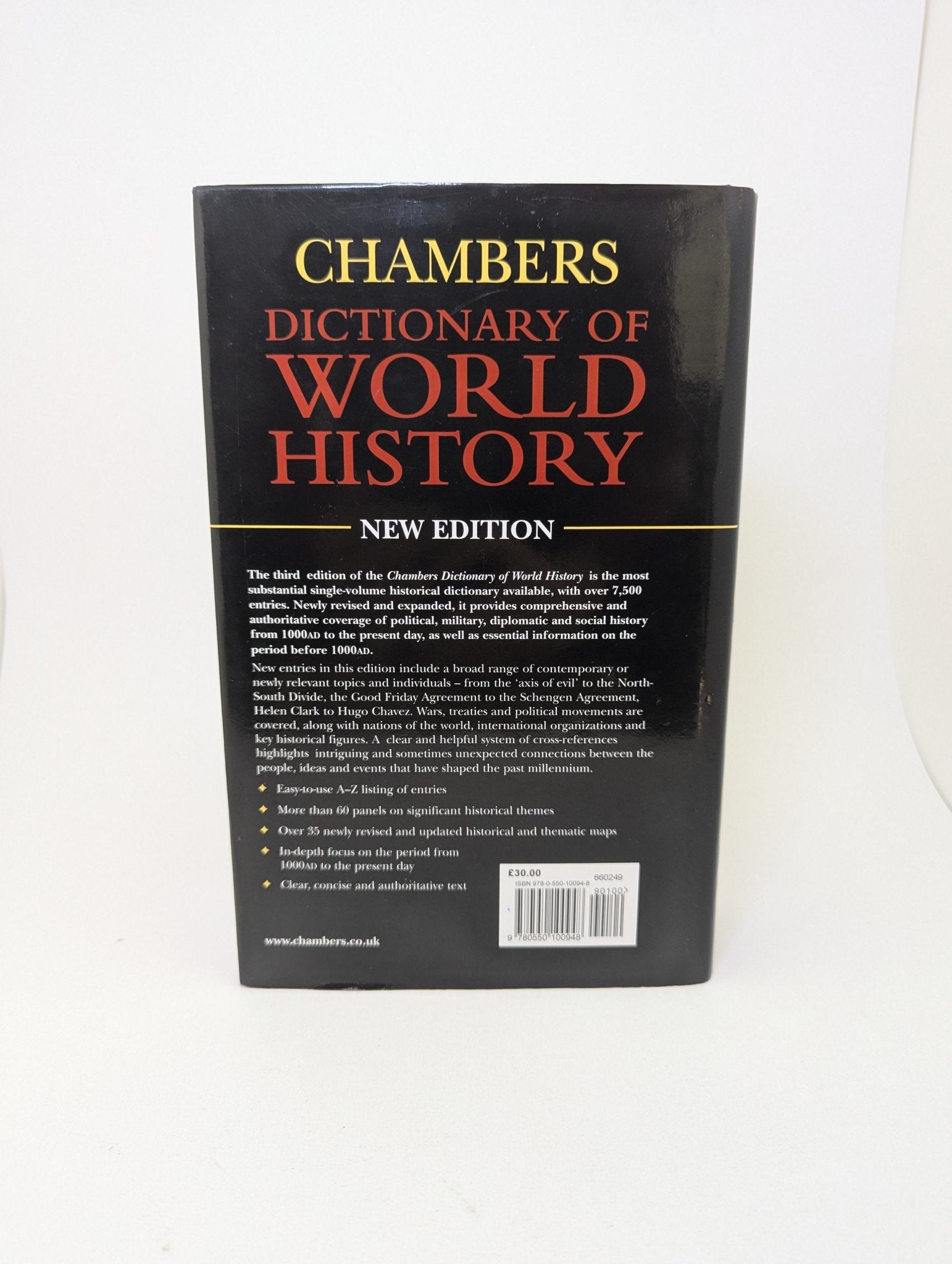 Chambers Dictionary of World History - TreasureHunt
