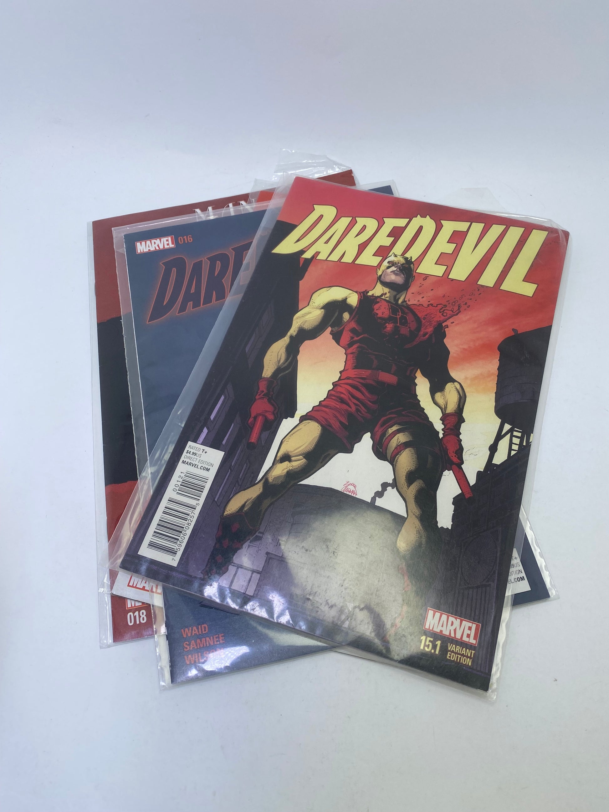  Daredevil #15–18 – tamsi Marvel serija apie aklą advokatą ir gelbėtoją, anglų kalba