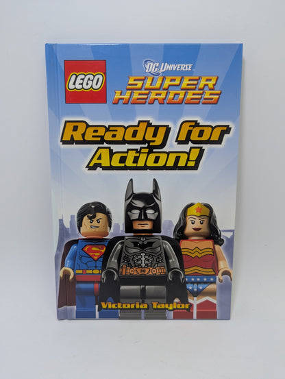 Knygos Heroes in Action (LEGO DC Super Heroes) viršelis su LEGO Betmenu ir kitais herojais.