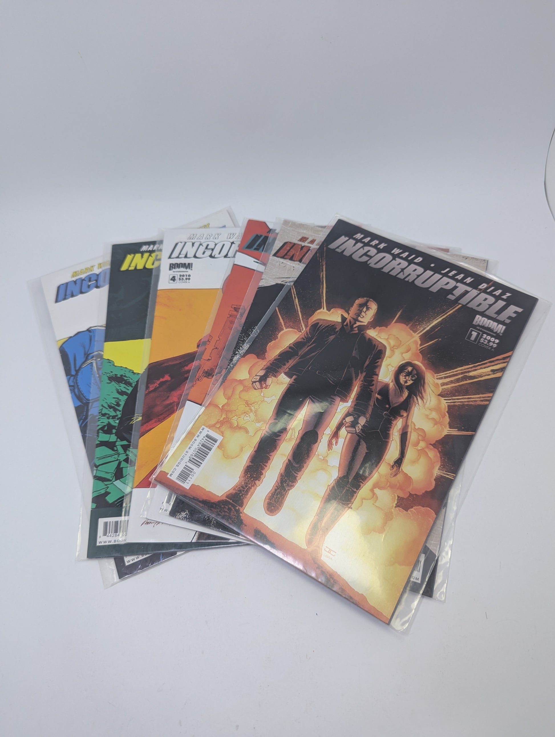  Incorruptible #1–6 komiksų rinkinys anglų kalba – BOOM! Studios moralinis antiherojus