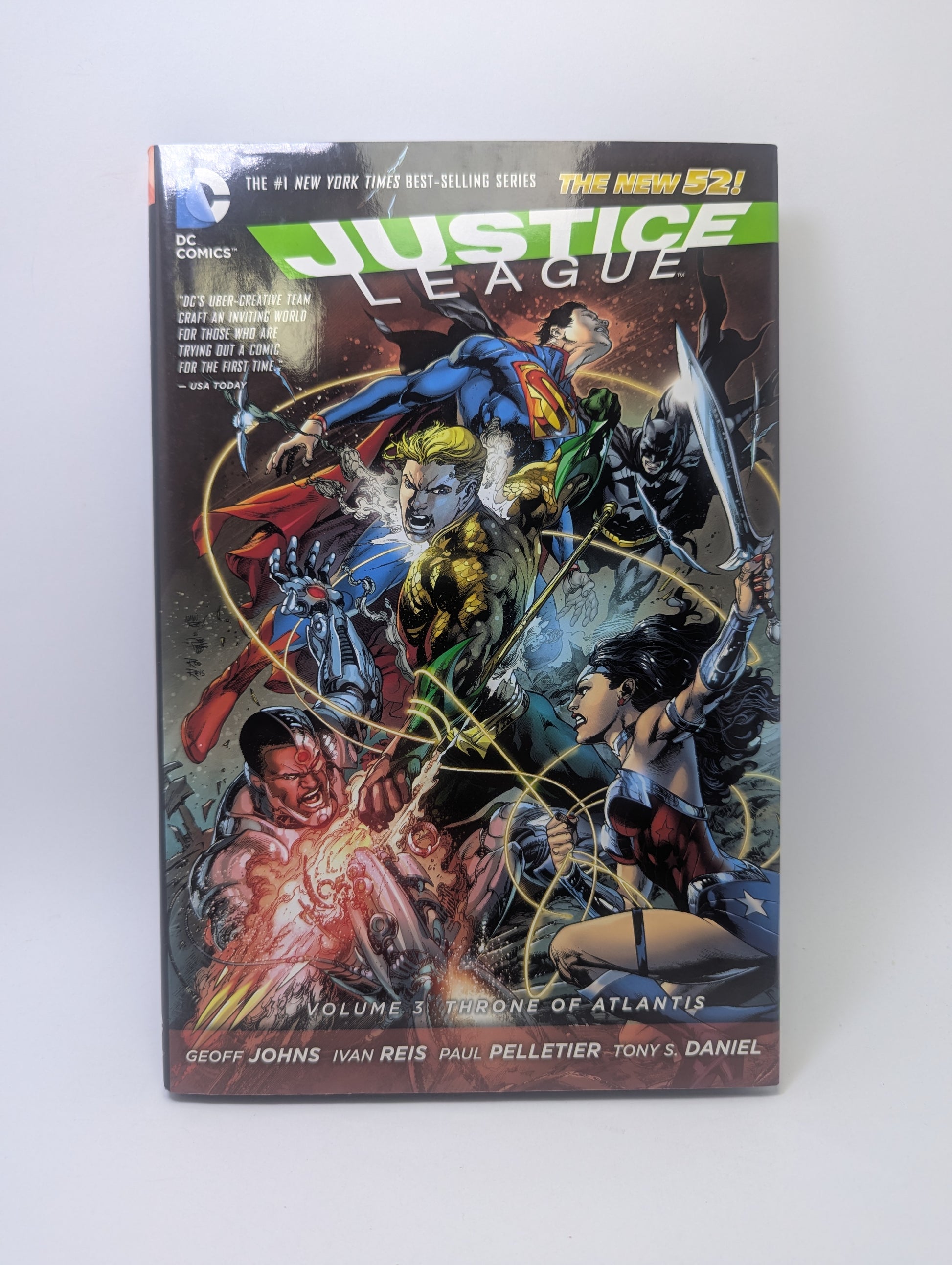 Justice League: Throne of Atlantis, Vol. 3 grafinės novelės viršelis, vaizduojantis Akvameną ir Teisingumo lygos narius.