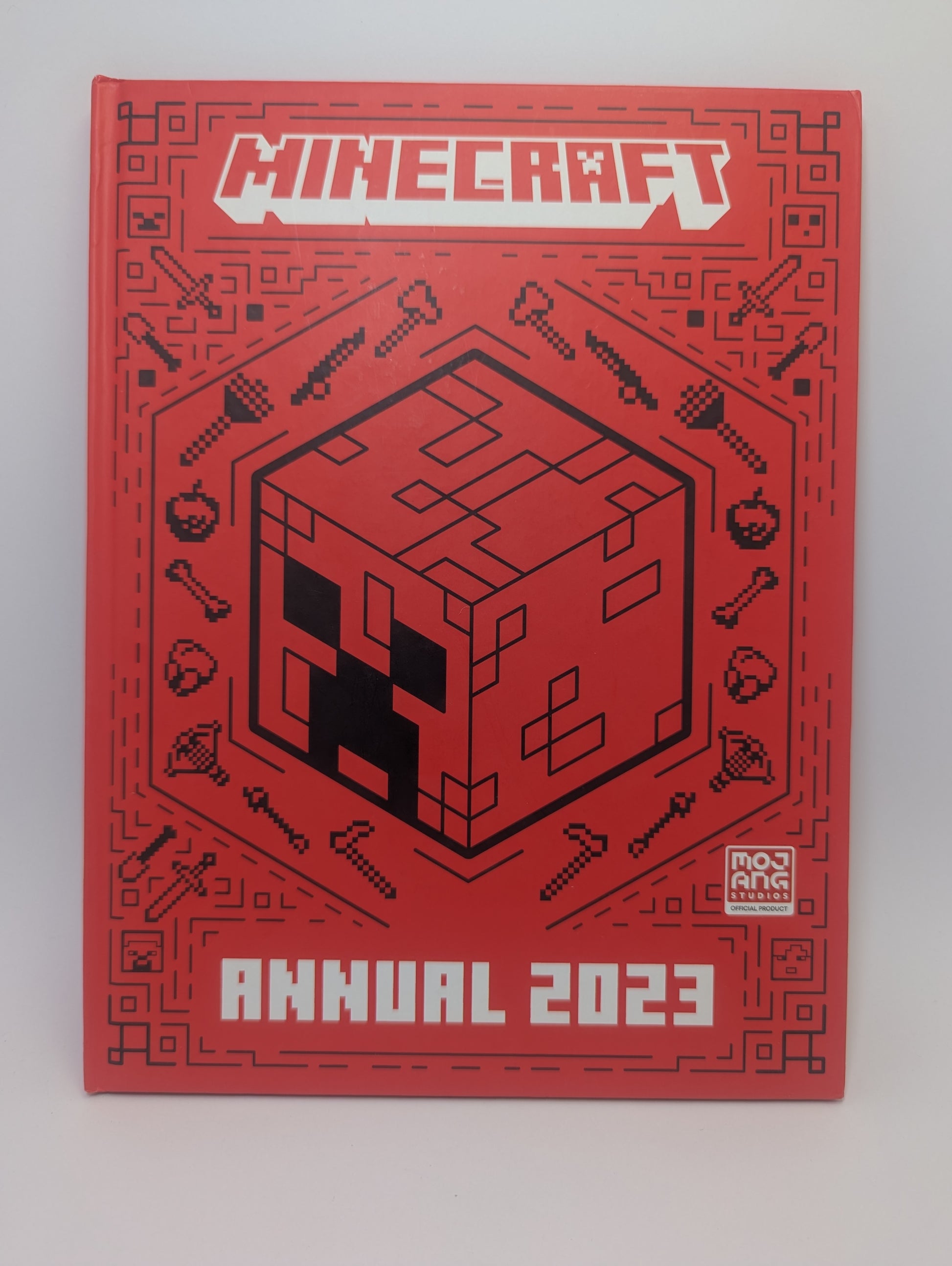 Minecraft: Annual 2023 knyga.