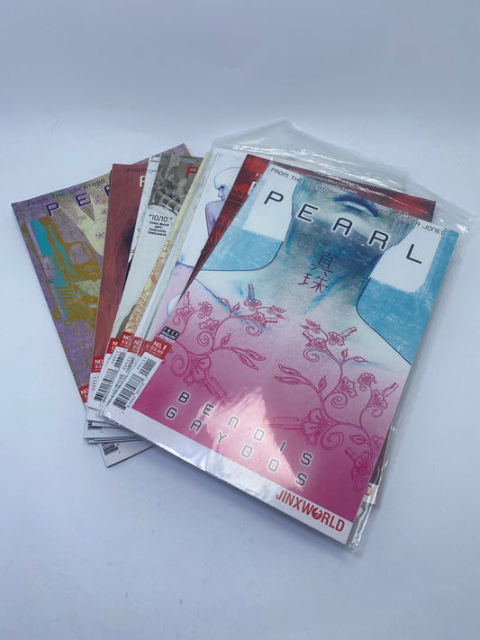  Pearl #1–12 – tamsi ir intrigų kupina Image Comics superherojų serija, anglų kalba