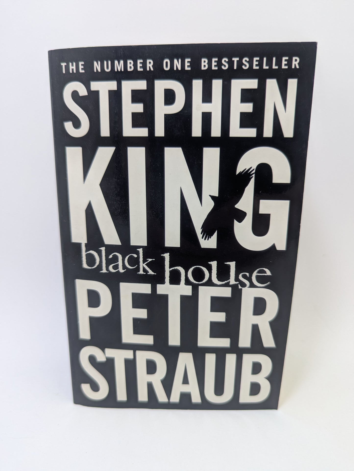 Stephen King ir Peter Straub knyga Black House apie detektyvą Jacką Sawyerį.