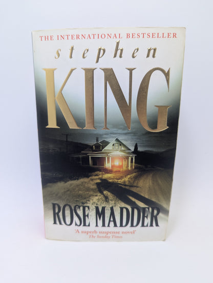 Stephen King knyga Rose Madder apie moters pabėgimą ir mistinį paveikslą.