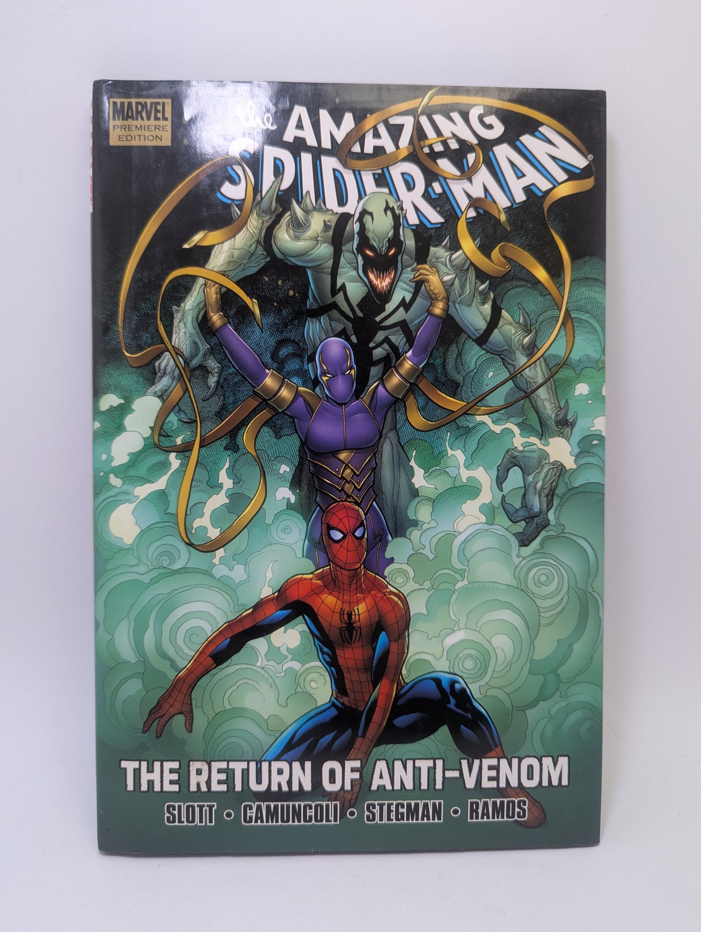 Grafinė novelė „The Amazing Spider-Man: The Return of Anti-Venom“ su Žmogumi-voru ir Anti-Venom personažu tamsiame, dinamiškame viršelio dizaine.