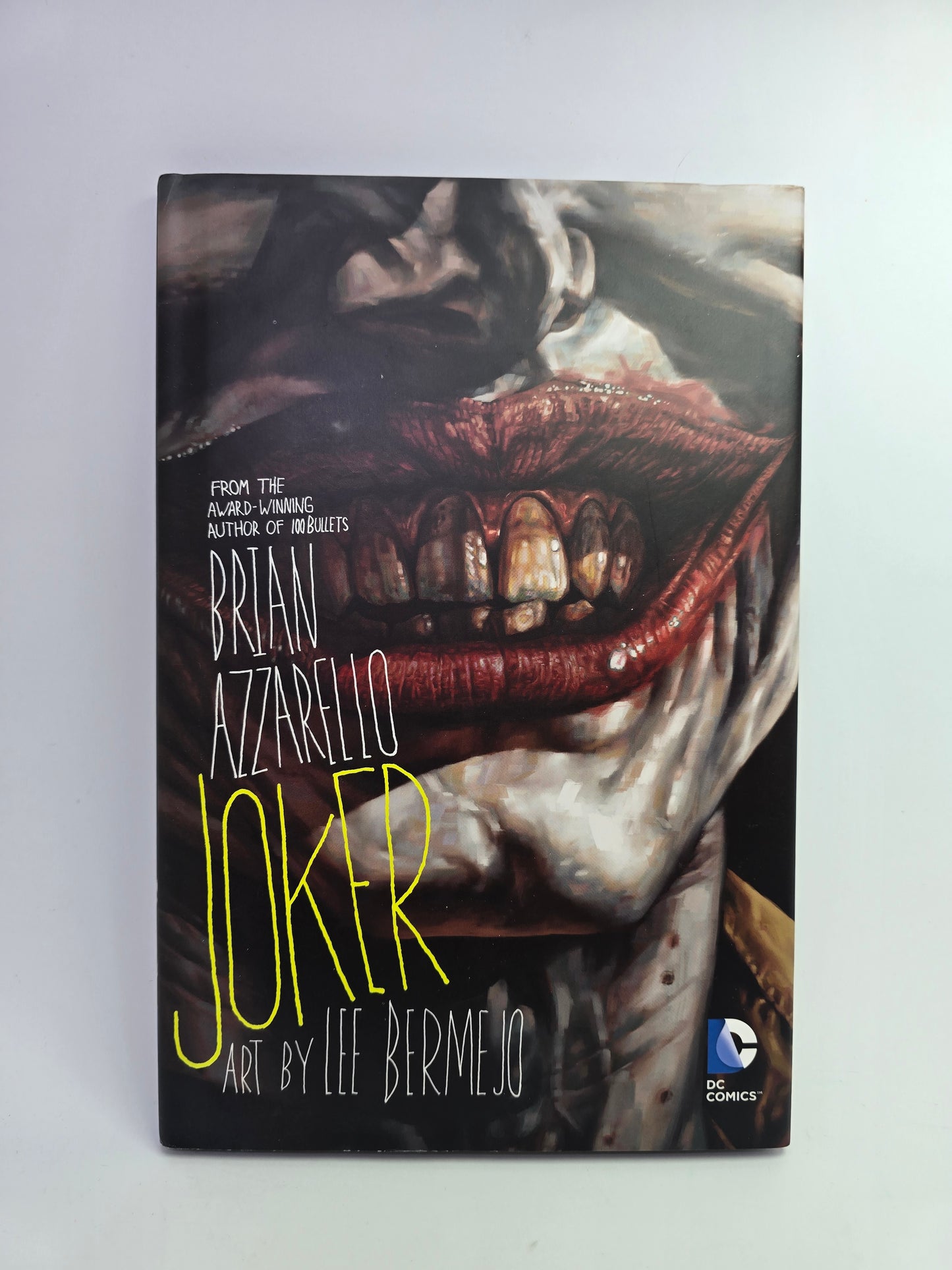 The Joker Brian Azzarello grafinės novelės viršelis anglų kalba
