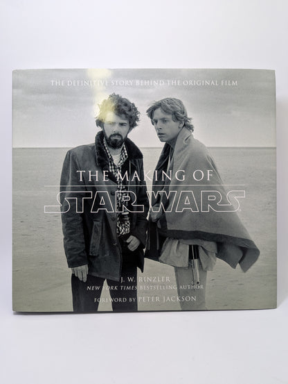 „The Making of Star Wars“ knyga apie pirmojo filmo kūrimo užkulisius ir meninius sprendimus.