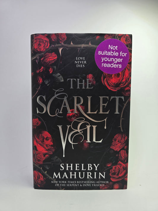 The Scarlet Veil knygos viršelis anglų kalba