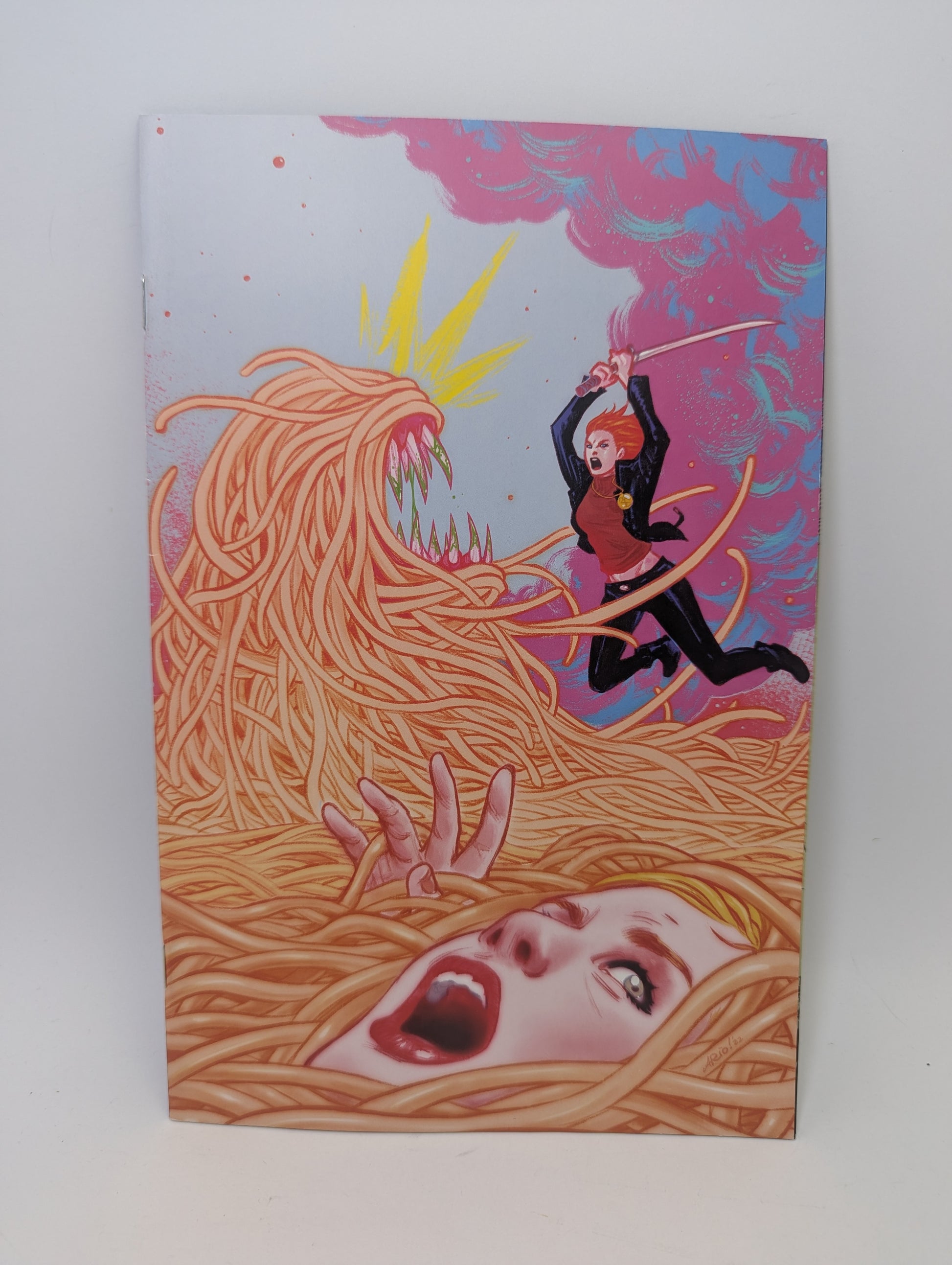 Komikso The Vampire Slayer #5 (2022) viršelis su vampyrų medžiotojos iliustracija.