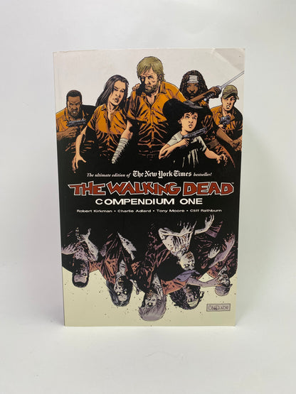 The Walking Dead Compendium Volume 1 grafinė novelė, Robert Kirkman.