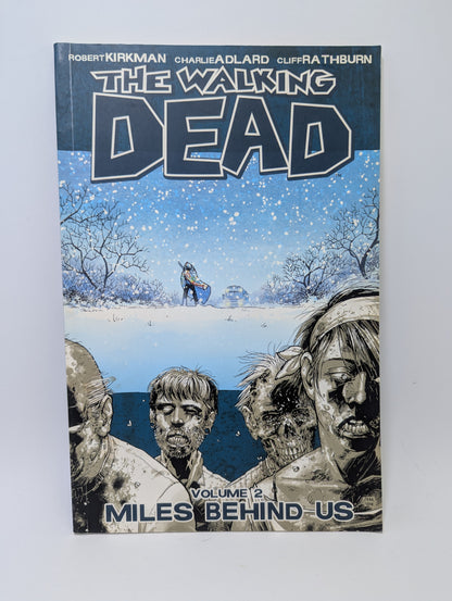 The Walking Dead, Vol. 2: Miles Behind Us grafinė novelė.