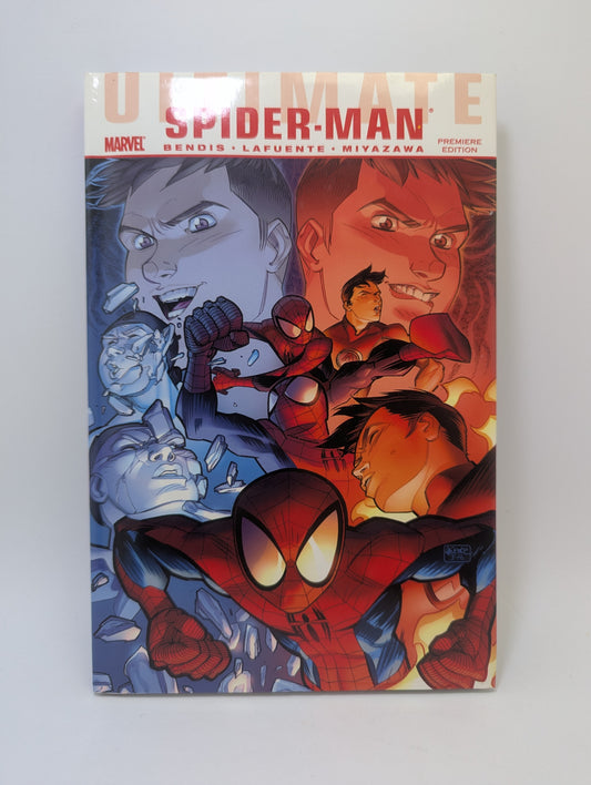 Grafinė novelė „Ultimate Comics Spider-Man: Chameleons“ su Žmogumi-voru ir paslaptingais Chameleono motyvais ant viršelio.